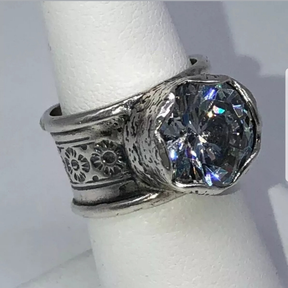 Auth Discontinued Silpada Queen For The Day Ring - Picture 6 of 6